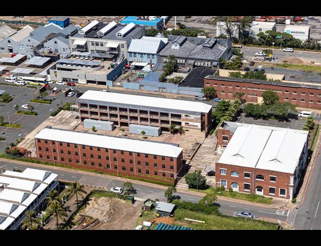 754M² OFFICE TO LET IN POINT WATERFRONT
